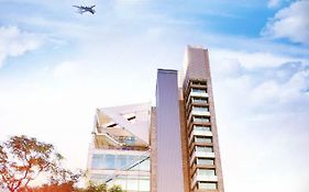 蓝水轻旅.桃园机场.桃园高铁站.机场捷运a18